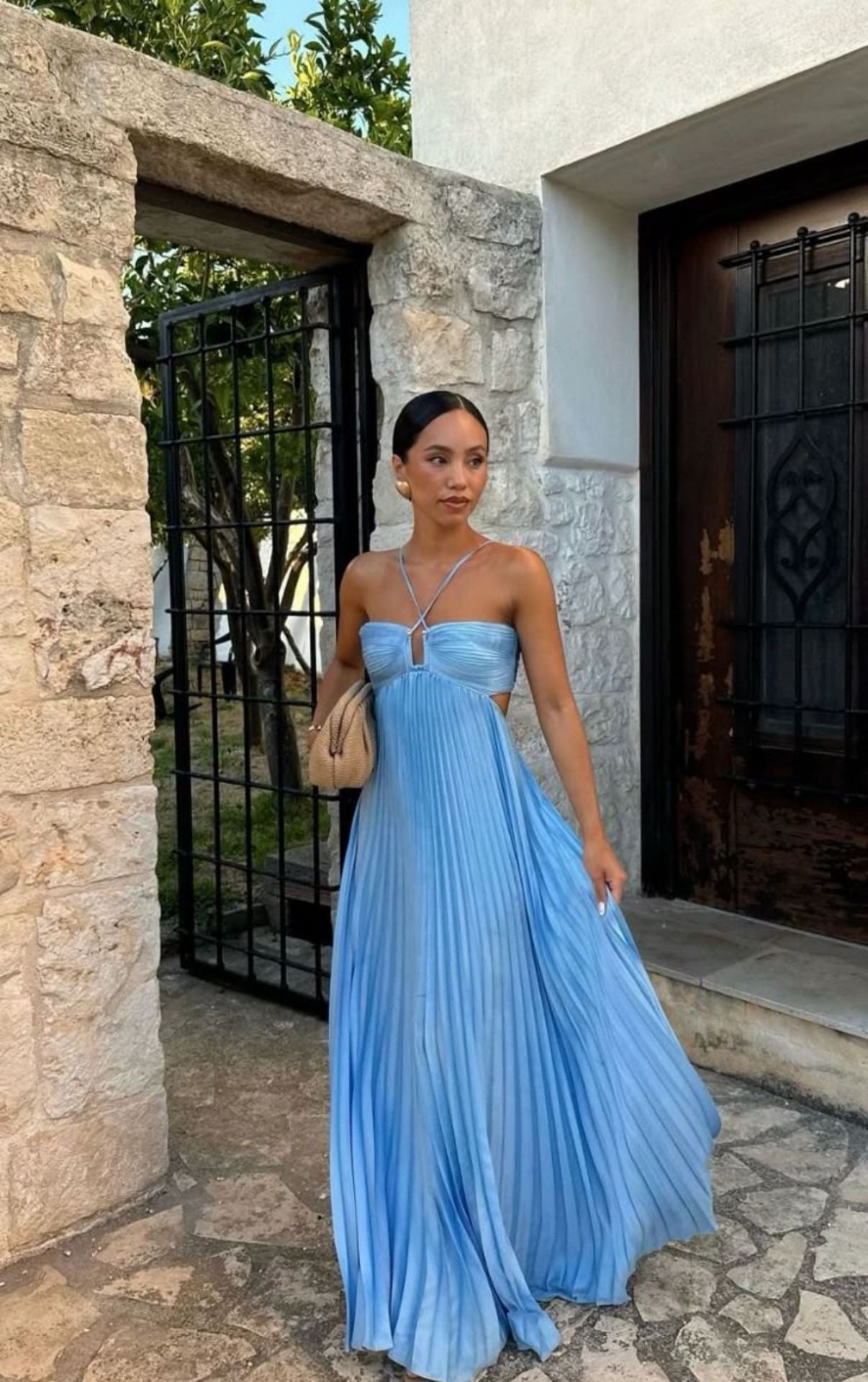 Robe Tube Plissée Sans Manches - Élégance Fluide Uni