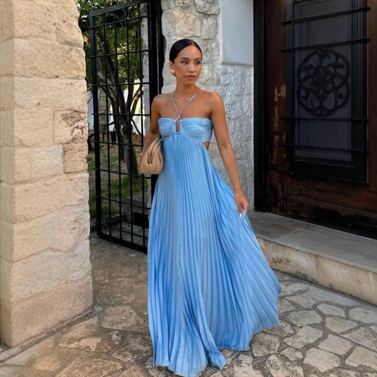 Robe Tube Plissée Sans Manches - Élégance Fluide Uni